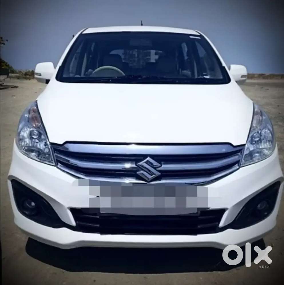 White Maruti Suzuki Ertiga 2016 Diesel 49500 Km Driven