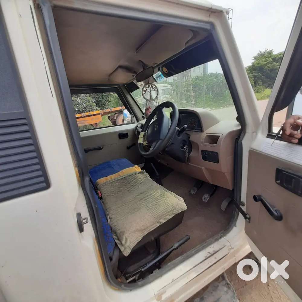 Mahindra Bolero Pik-up 2023, City Cng