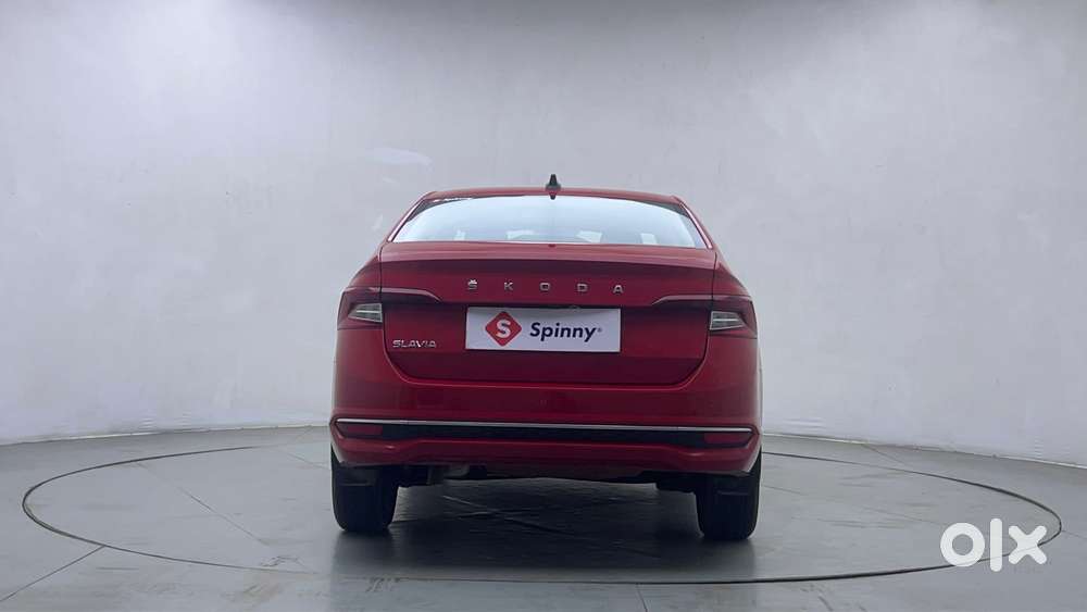 Skoda Slavia Style 1.0l Tsi Mt, 2024, Petrol