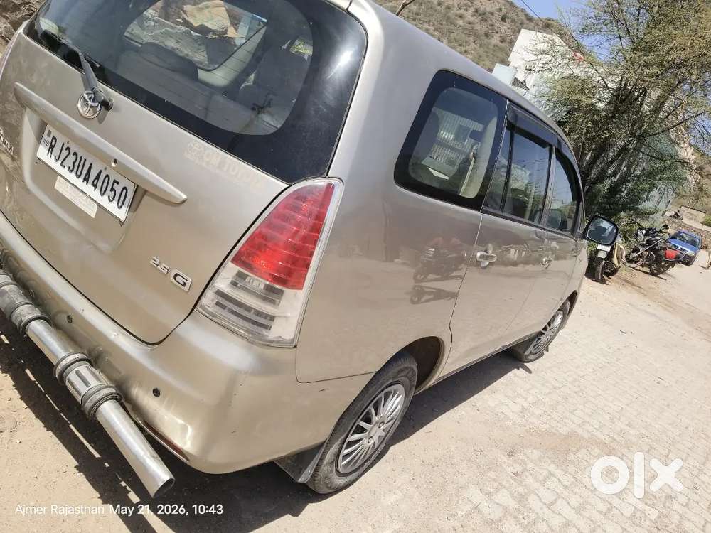 Toyota Innova 2009