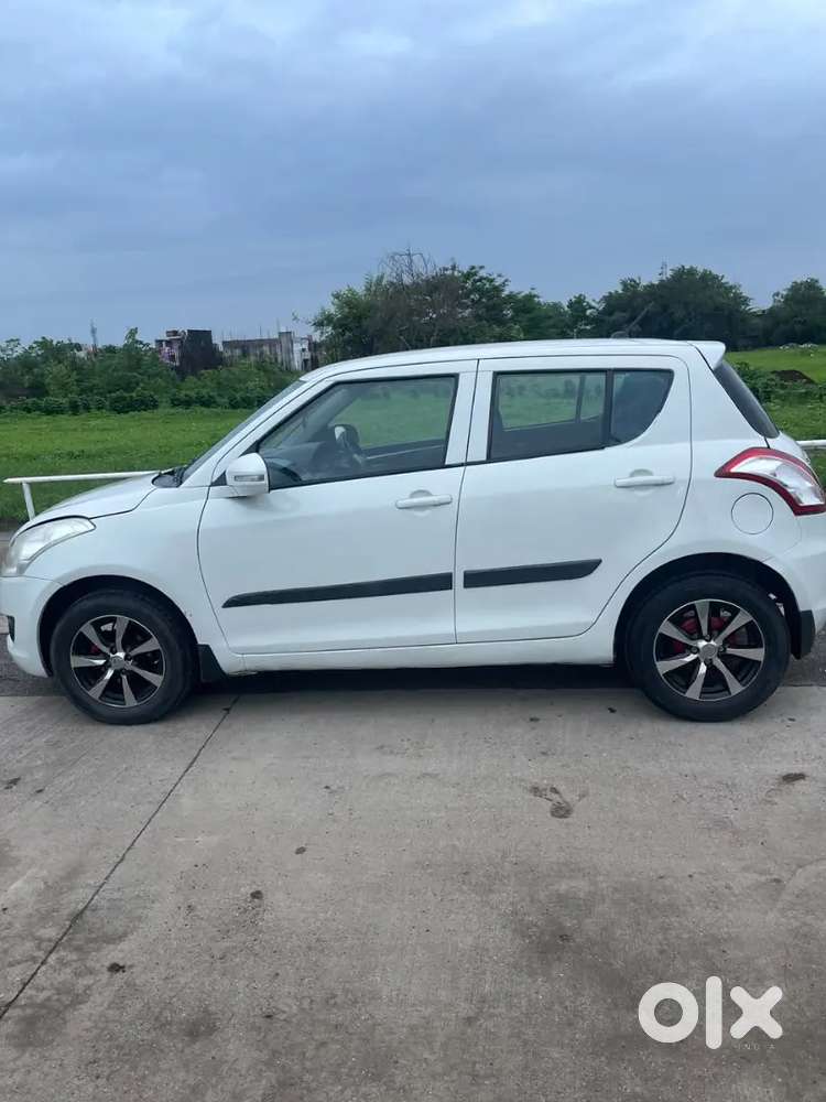Maruti Suzuki Swift 2012