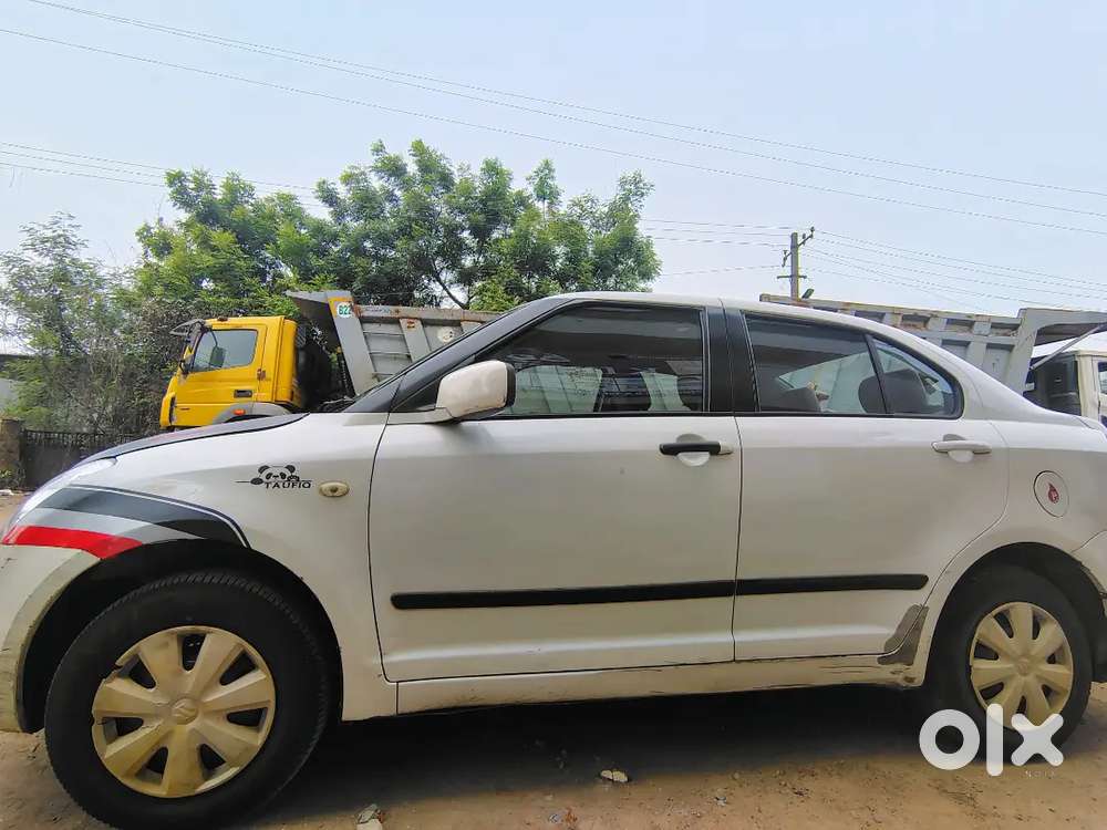 Maruti Suzuki Dzire 2011