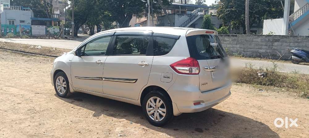 Maruti Suzuki Ertiga Maruti-suzuki-ertiga-zdi-plus, 2016