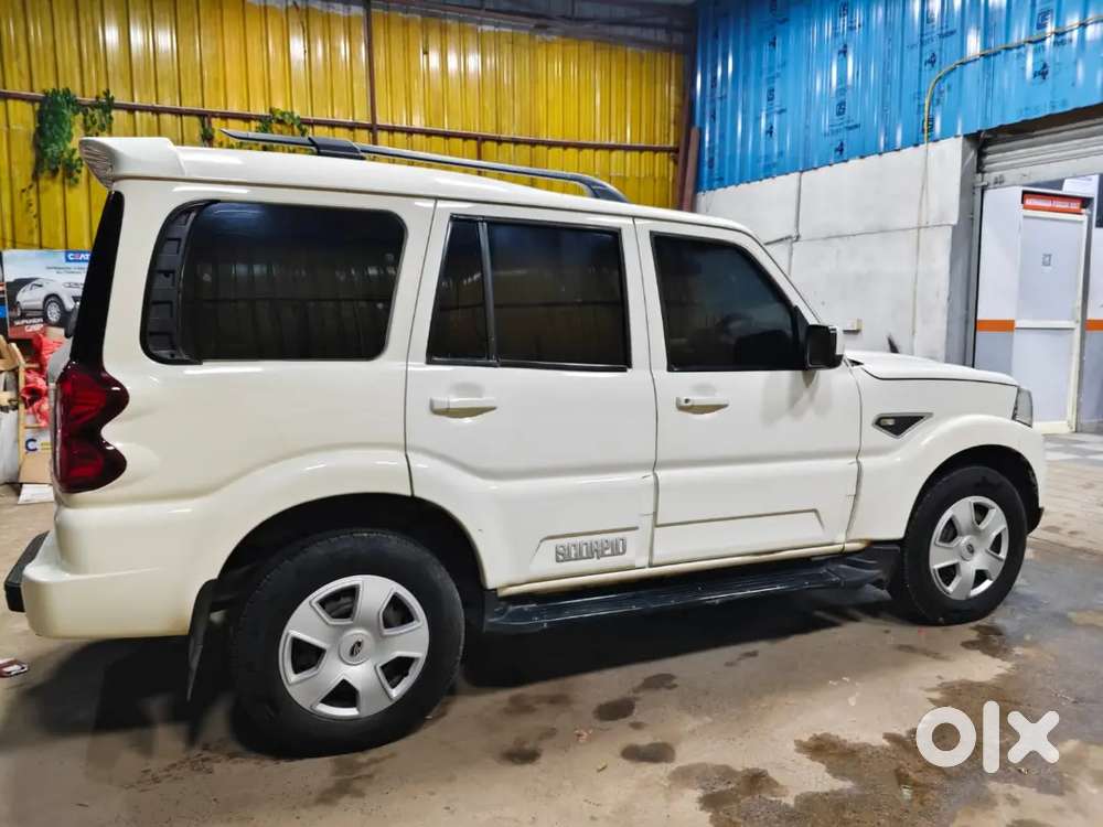 Mahindra Scorpio Classic 2018 Diesel 101532 Km Driven
