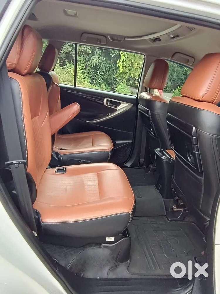 Toyota Innova Crysta [2020-ongoing] 2.4 Vx 7 Str, 2023, Diesel