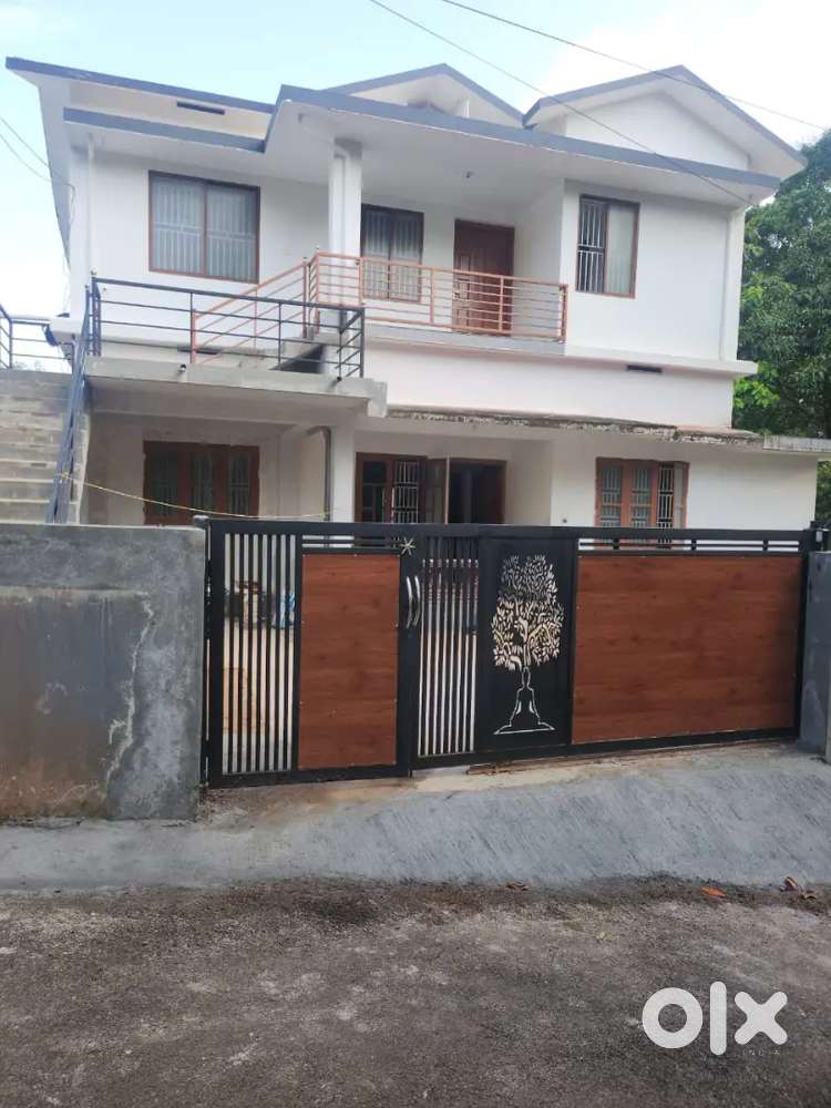 First floor 2 BHK house for rent