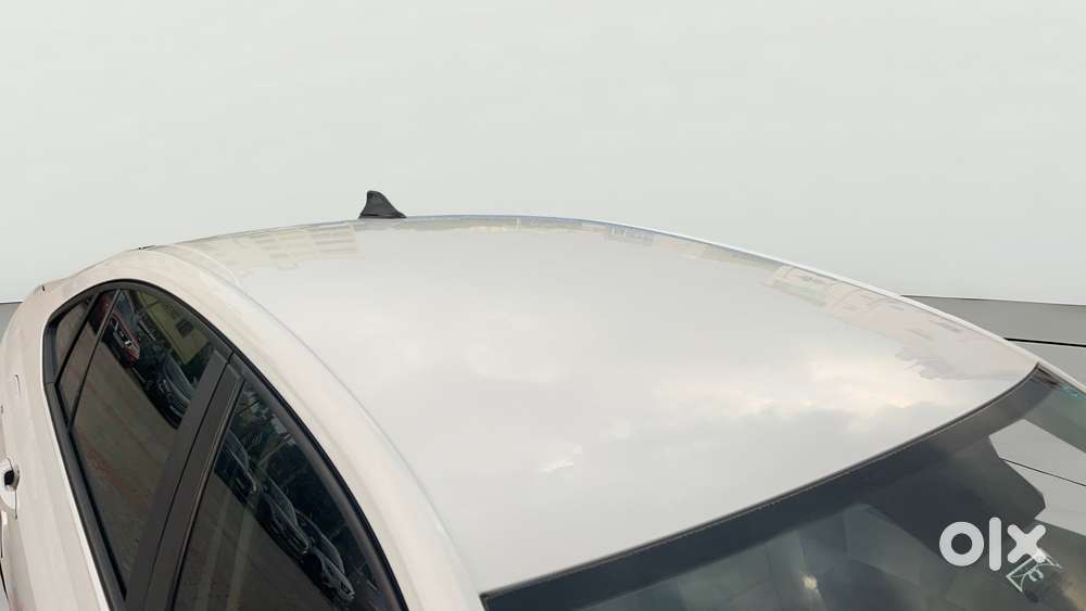 Skoda Slavia Ambition 1.5l Tsi Mt, 2022, Petrol