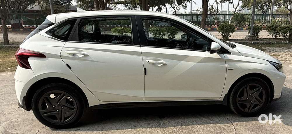 Hyundai I20 Sportz 1.2 Ivt, 2022, Petrol