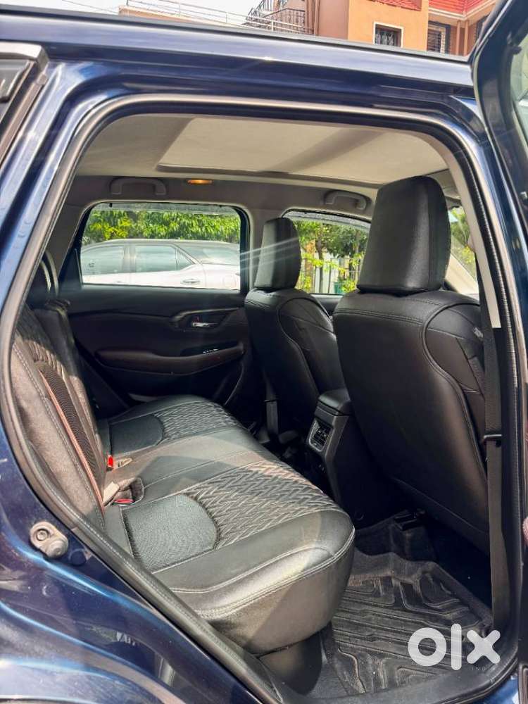 Maruti Suzuki Grand Vitara Alpha Smart Hybrid, 2022, Petrol
