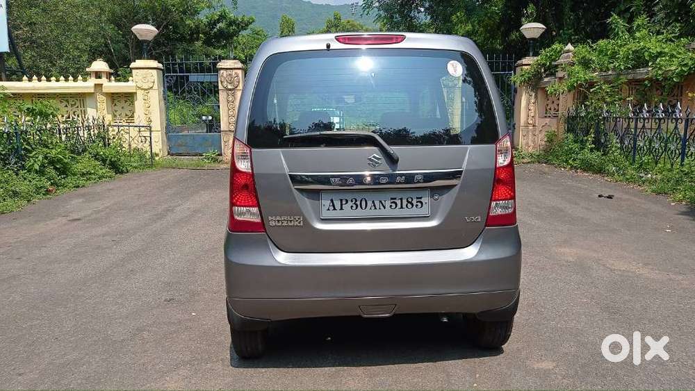 Maruti Suzuki Wagon R Vxi 1.0, 2018, Petrol