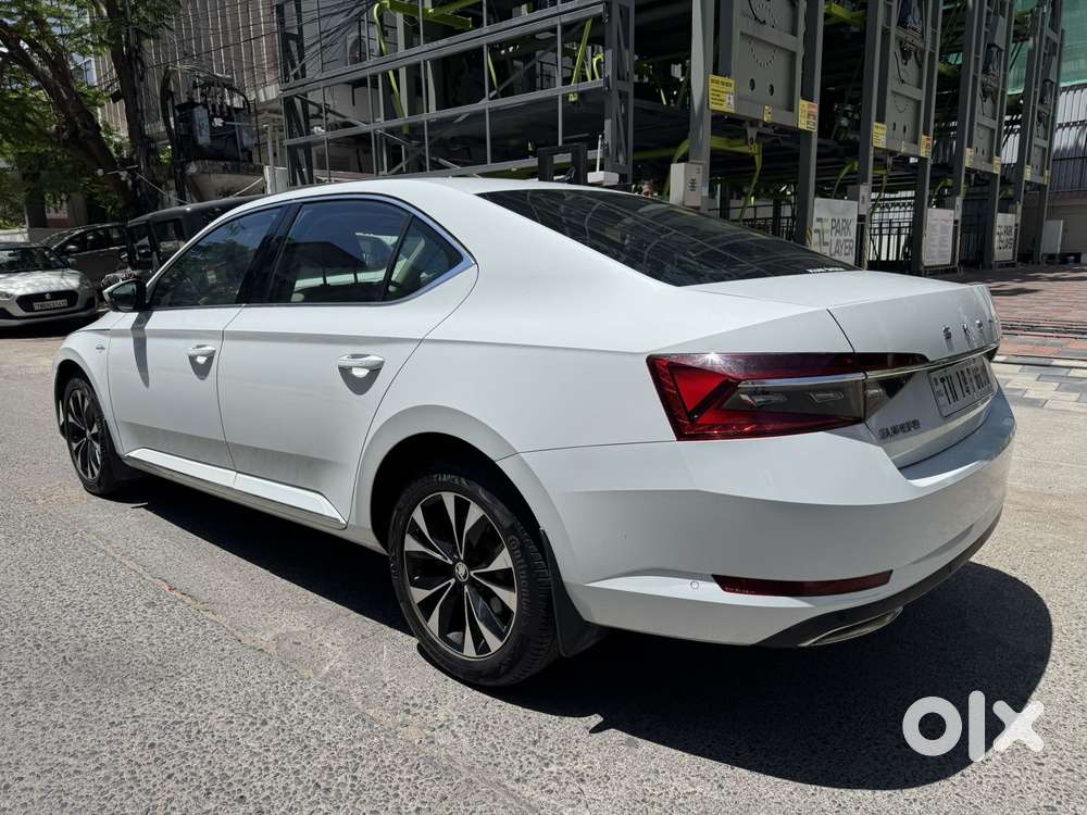 Skoda Superb 2.0 L&k Tsi At, 2021, Petrol