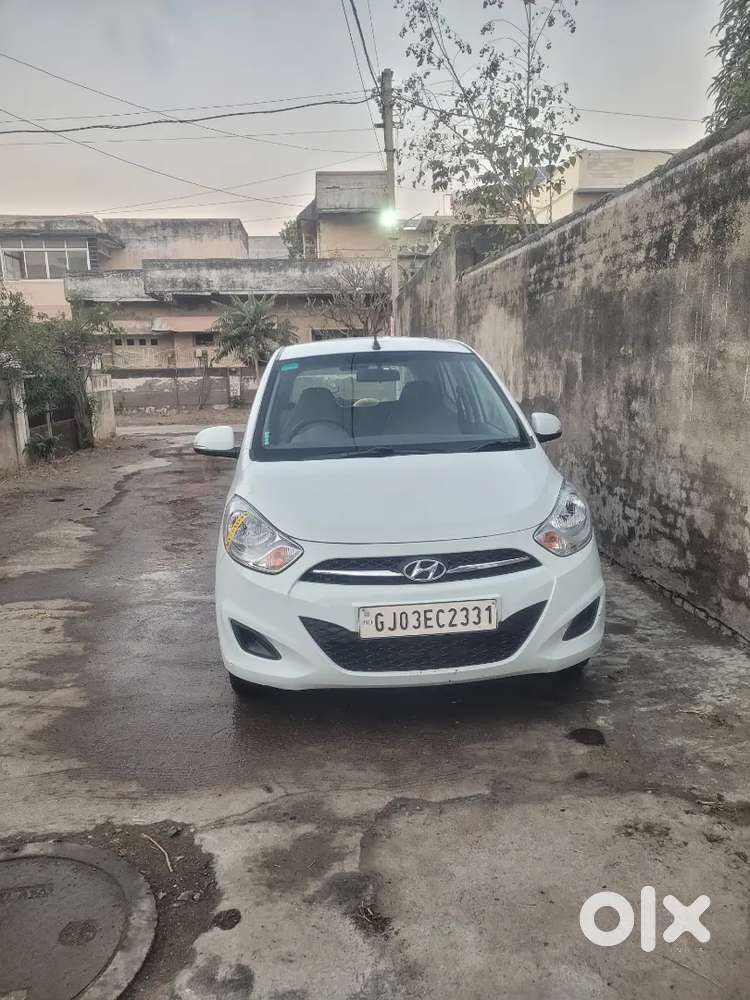 Hyundai I10 2012 मैन्युअल पेट्रोल