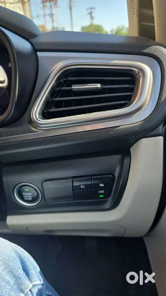 Tata Altroz , Xz (icng)