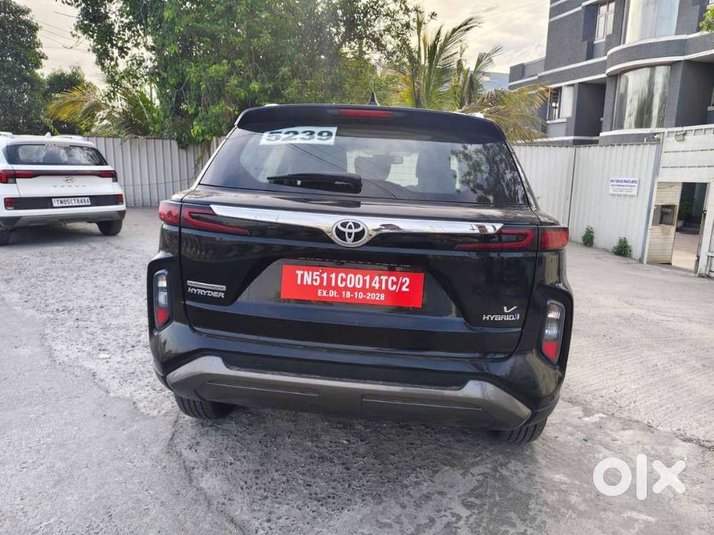 Toyota Urban Cruiser Hyryder 1.5 V Neo Drive At, 2025, Petrol