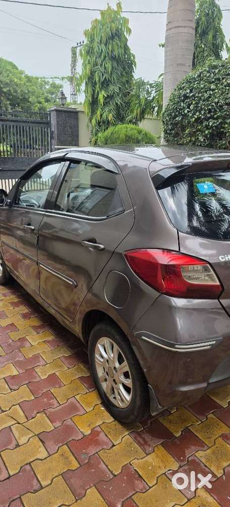 Tata Tiago 1.2 Revotron Xza, 2017, Cng & Hybrids