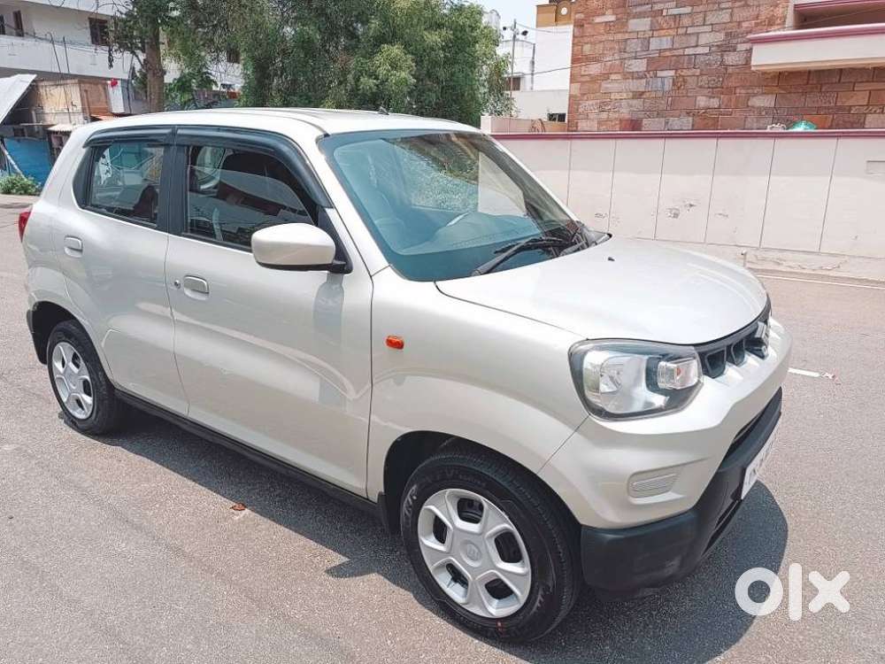 Maruti Suzuki S-presso Vxi Opt, 2020, Petrol