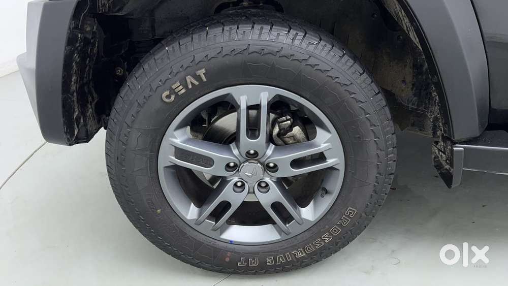 Mahindra Thar Lx Hard Top Petrol Mt 4wd, 2024, Petrol