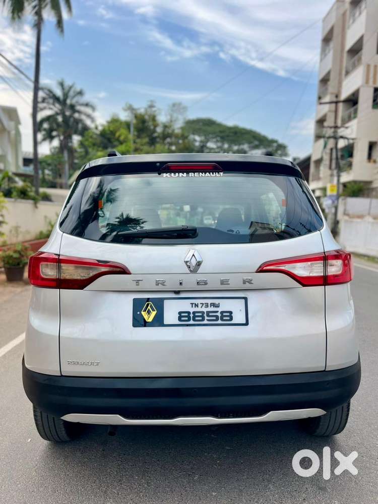 Renault Triber Rxz, 2022, Petrol