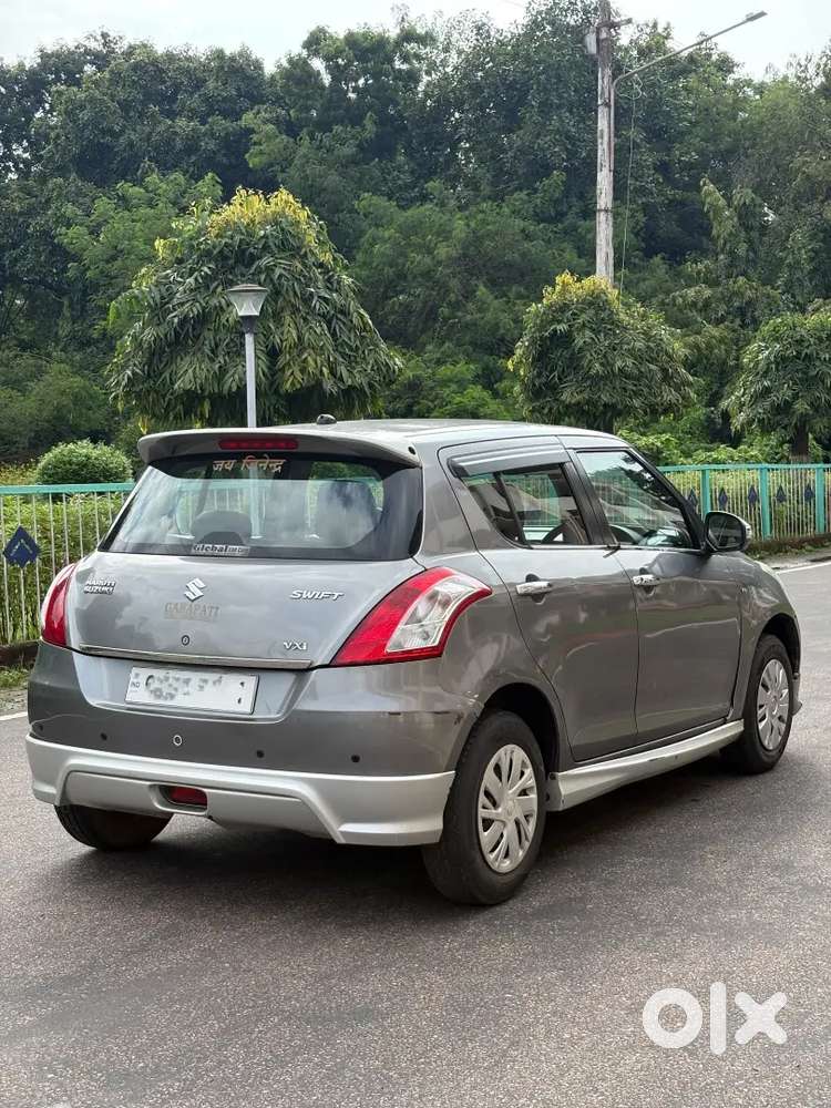 Maruti Suzuki Swift Vxi 2017
