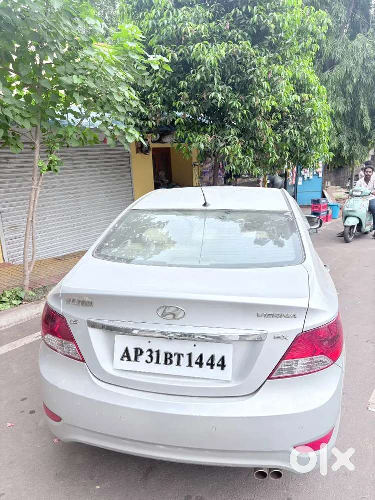 Hyundai Verna 2011 Plus Vtvt At