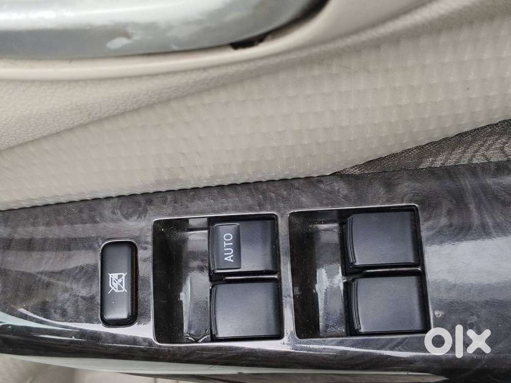 Toyota Etios Liva V Limited Edition, 2015, Petrol
