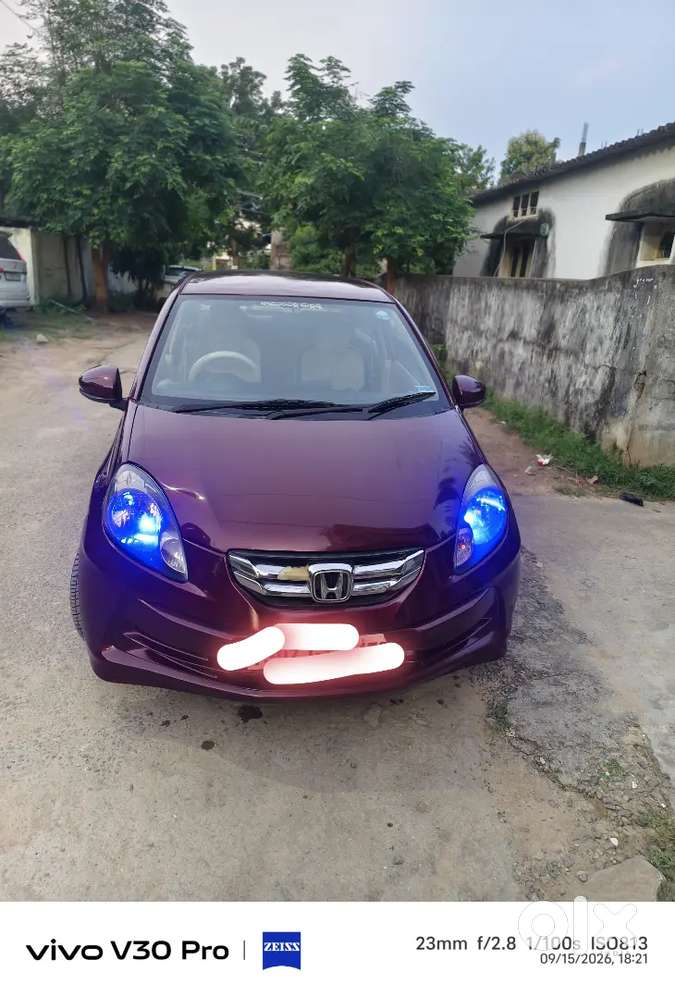 Honda Amaze 2nd Gen 2014 Ac Working Seal Tyres