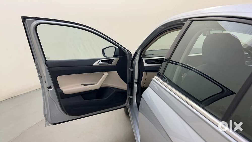 Volkswagen Virtus 1.0 Topline Tsi At, 2022, Petrol