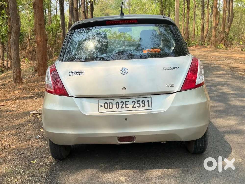 Maruti Suzuki Swift 2013 1.2 Vxi Rs
