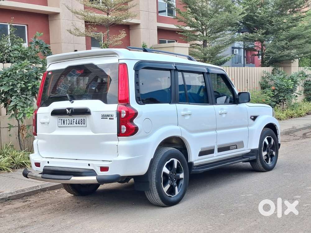 Mahindra Scorpio Classic 2.2 S 11 Mt 7 Str, 2024, Diesel