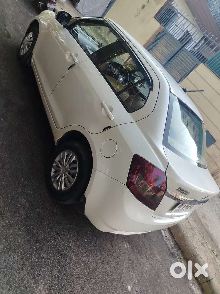 Maruti Suzuki Dzire 2015 Petrol