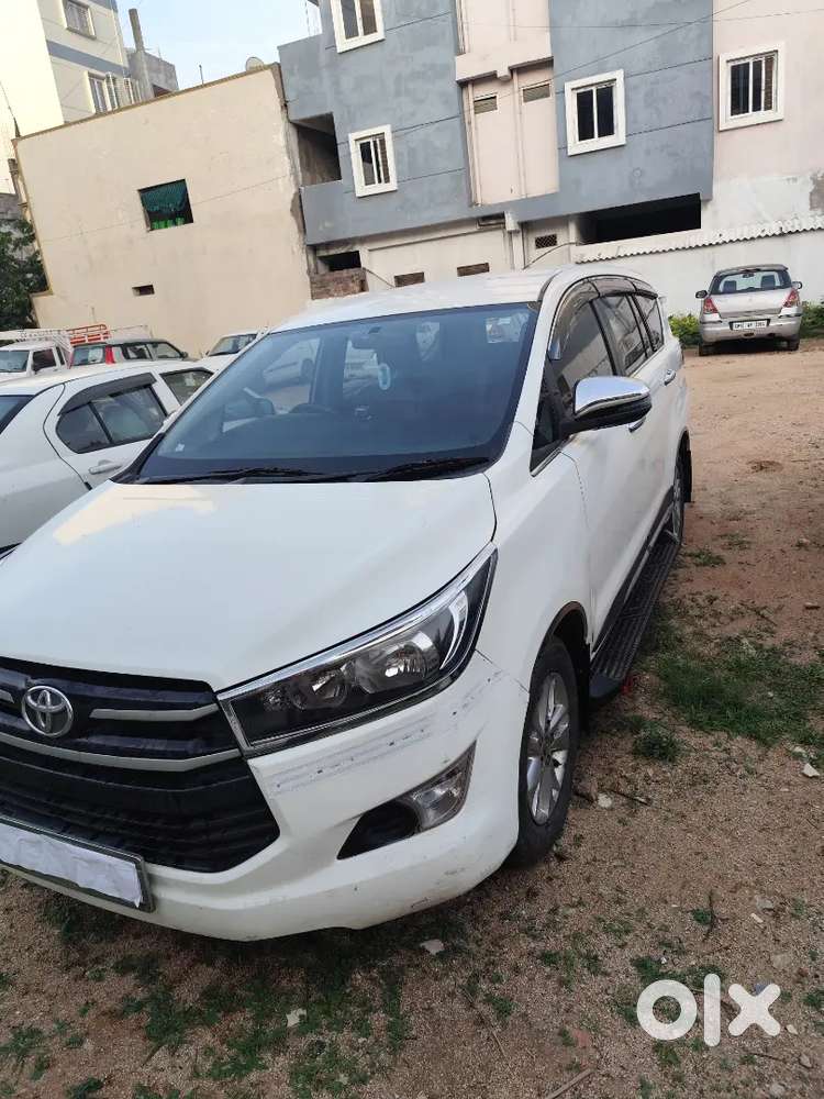 Toyota Innova Crysta 2019