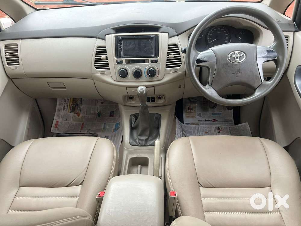 Toyota Innova 2.5 G (diesel) 7 Seater Bs Iv, 2012, Diesel