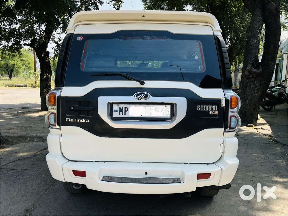 Mahindra Scorpio S8, 2015, Diesel