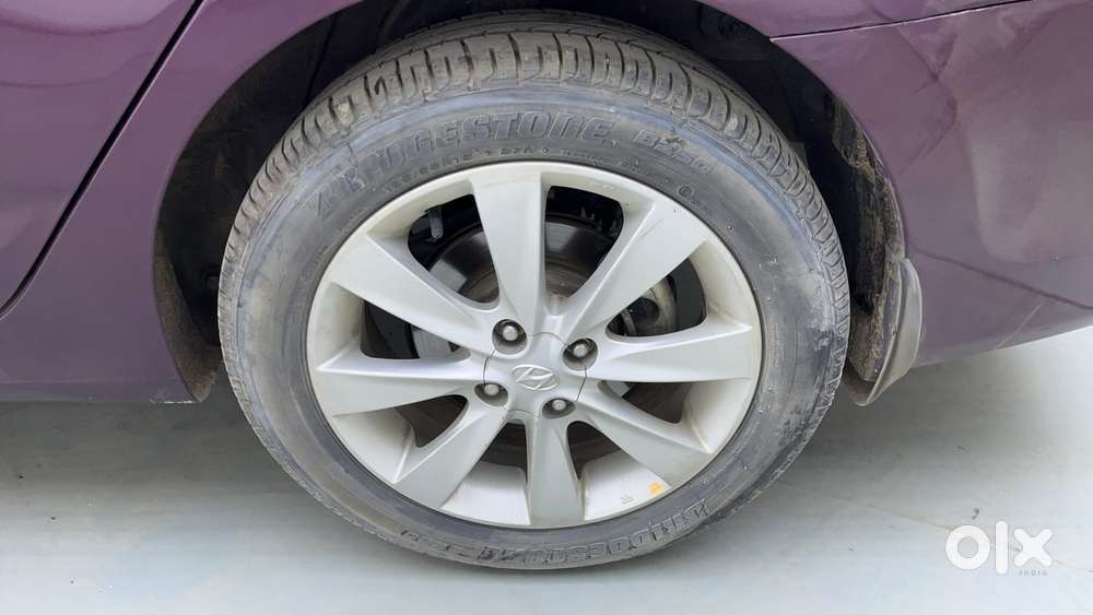 Hyundai Verna 1.6 Vtvt Sx, 2013, Petrol