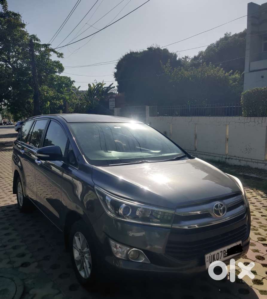 Toyota Innova Crysta 2.4 V 7 Str, 2016, Diesel