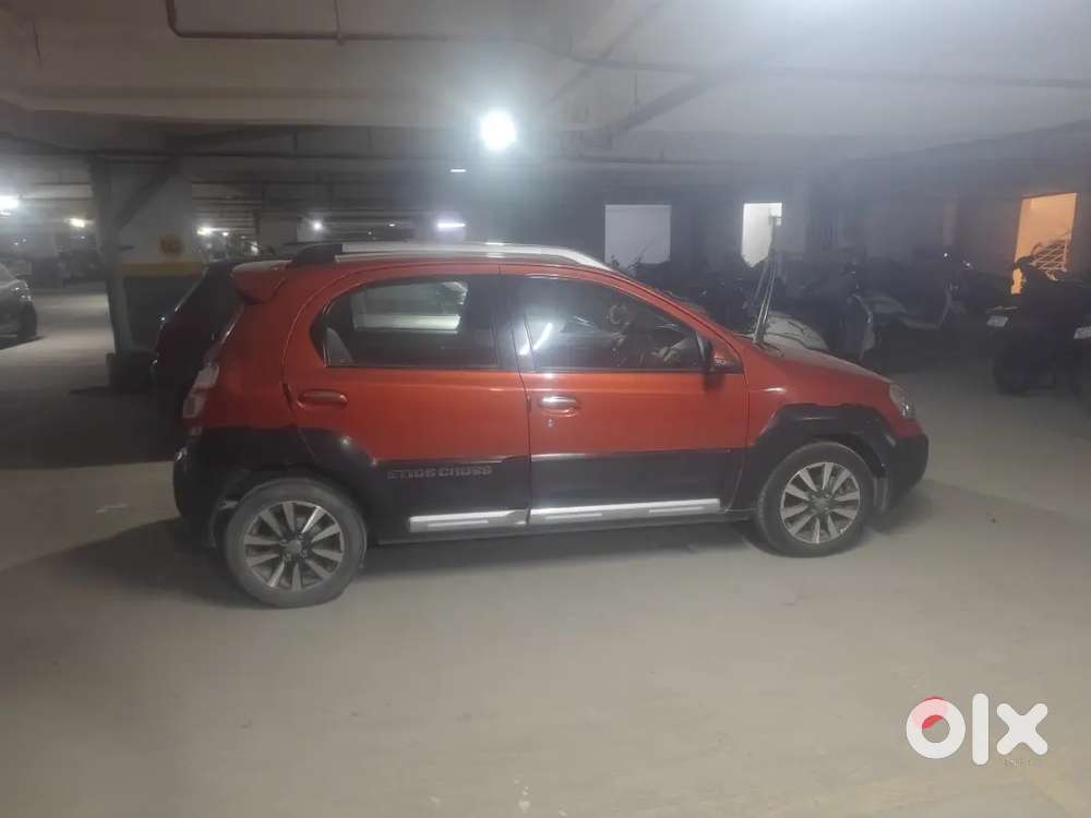Toyota Etios Cross 2016 Diesel Well Maintained