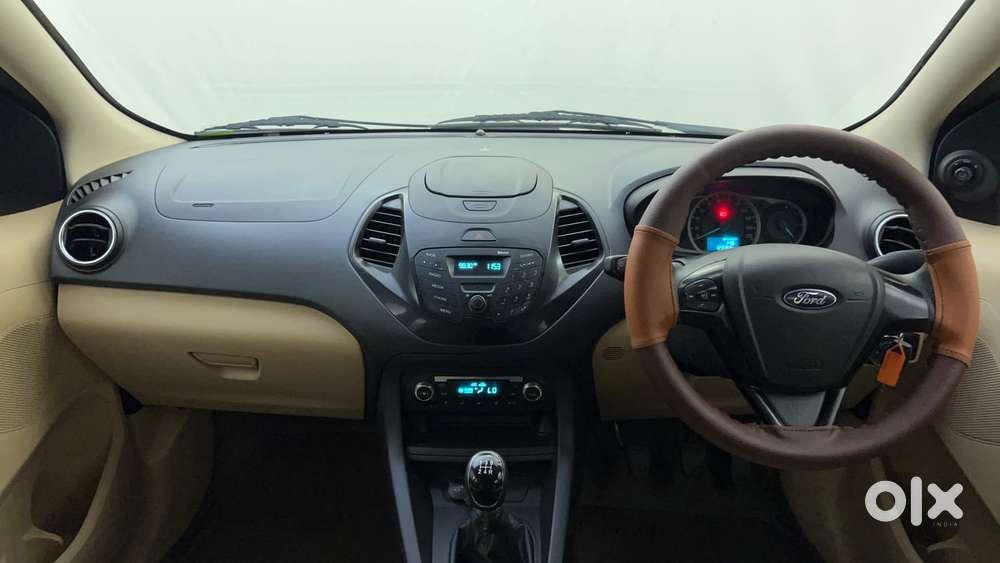 Ford Figo Aspire Titanium, 2016, Petrol