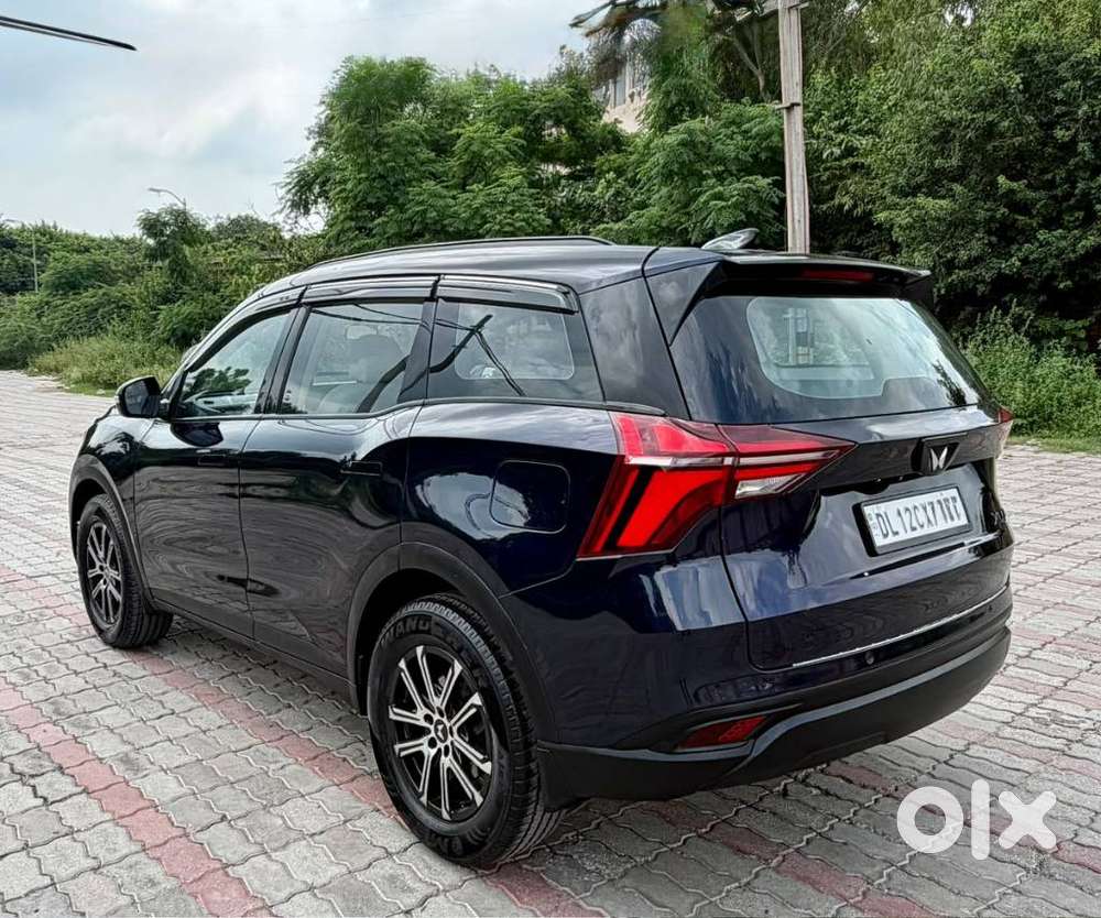 Mahindra Xuv700 2.0 Ax 5 Petrol Mt Str, 2024, Petrol