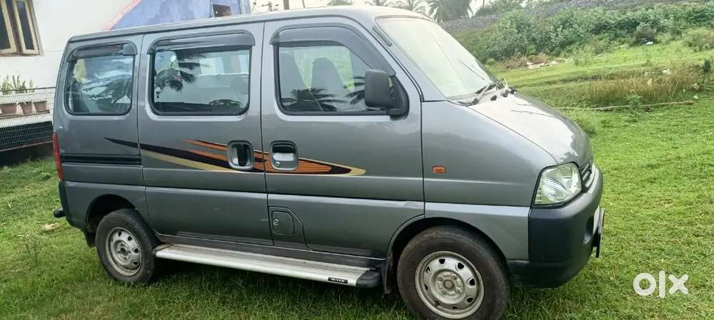 Maruti Suzuki Eeco 2022 Petrol Well Maintained