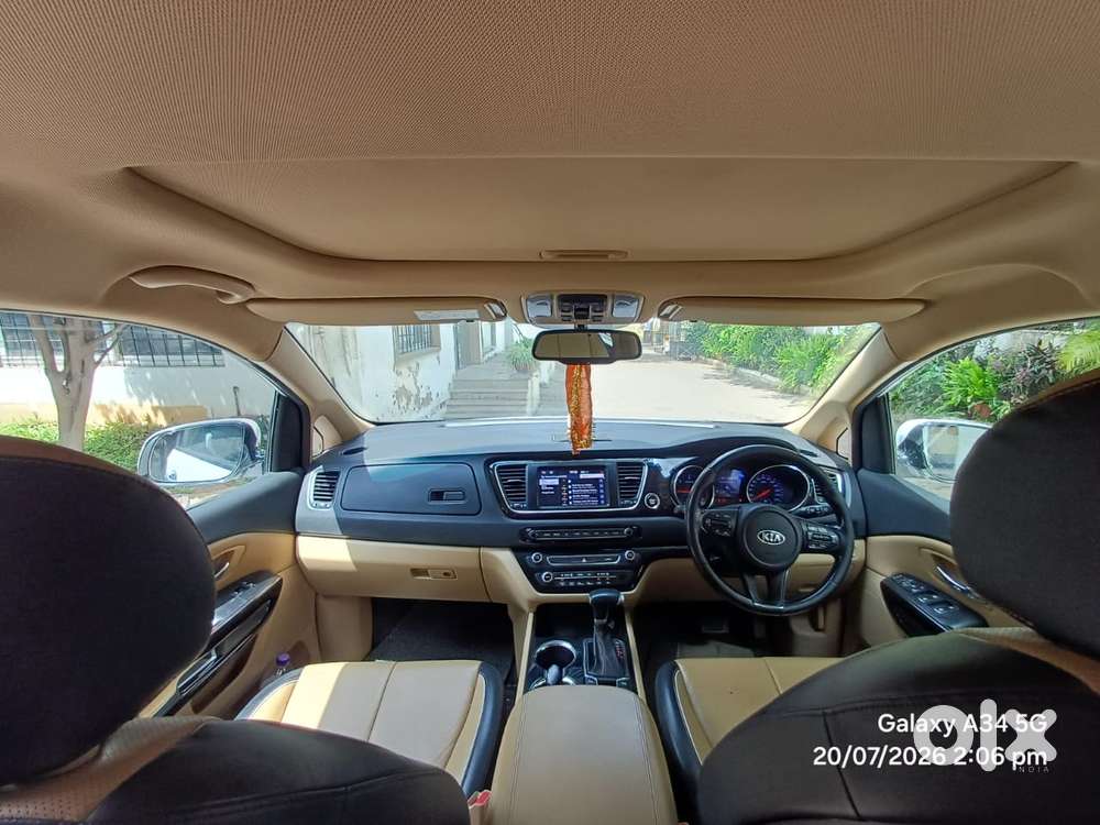Kia Carnival Limousine, 2020