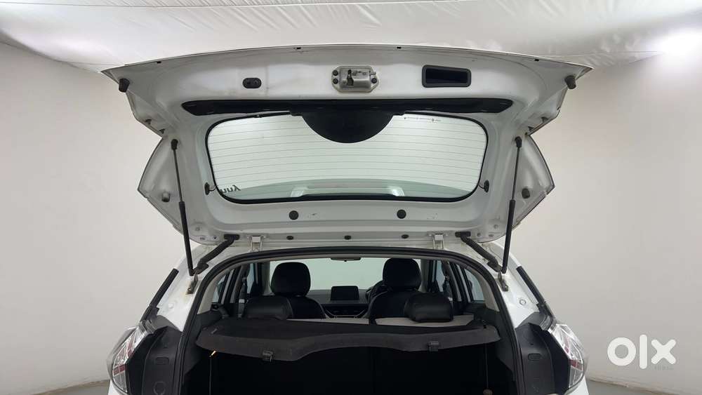 Tata Nexon 1.2 Revotron Xza Plus, 2021, Petrol