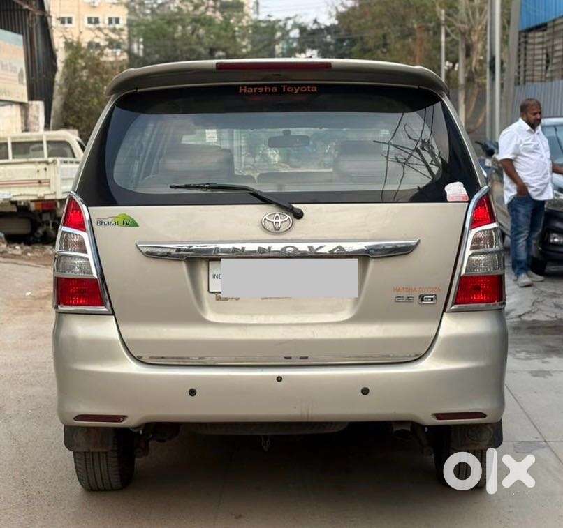 Toyota Innova 2.5 Gx (diesel) 8 Seater Bs Iv, 2013, Diesel