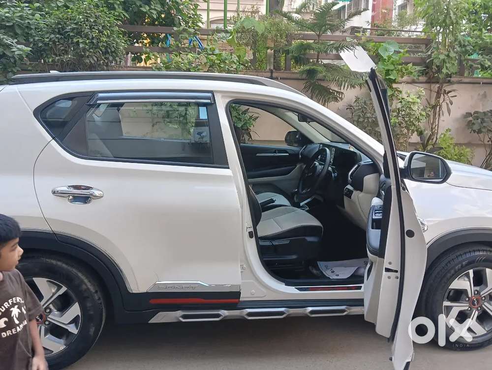 Kia Sonet 2022 Petrol Well Maintained
