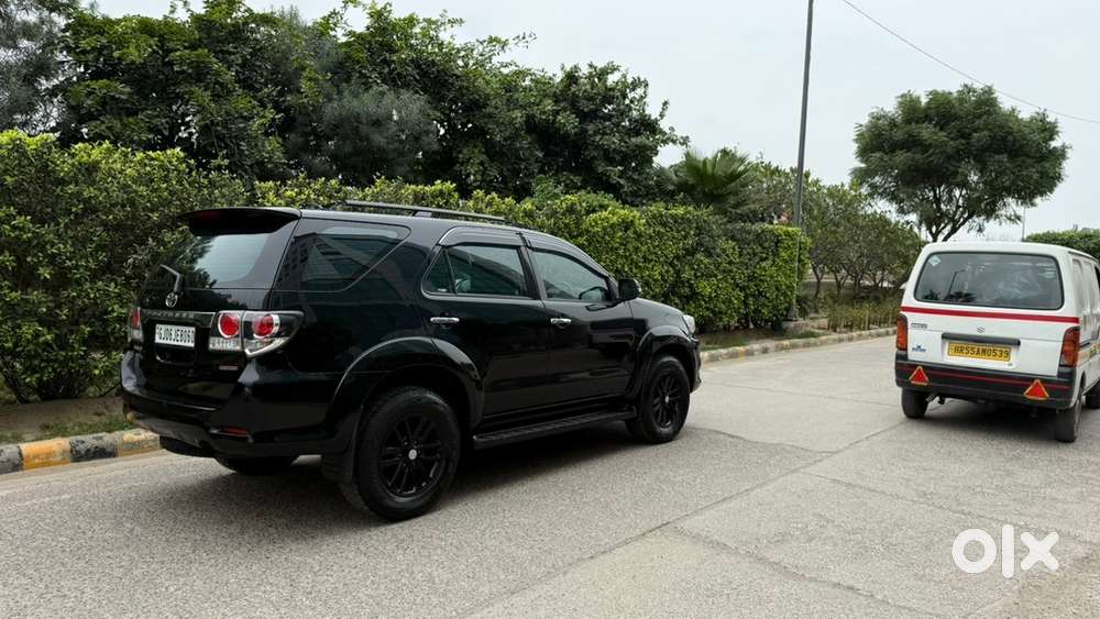 Toyota Fortuner 2015 Diesel Well Maintained