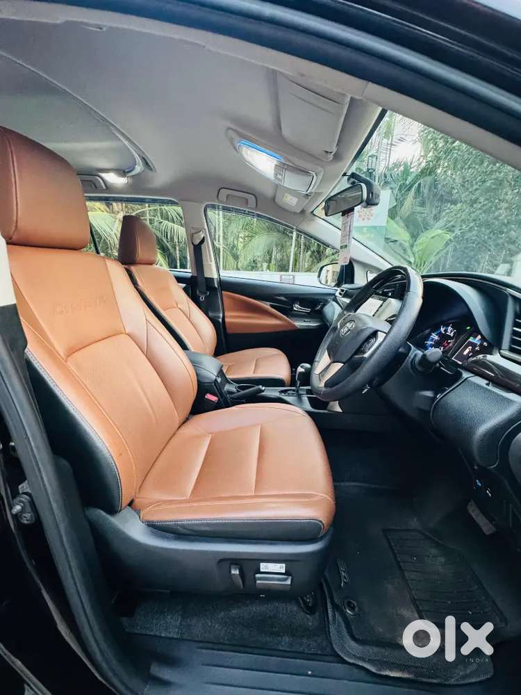 Innova Crysta Z Automatic