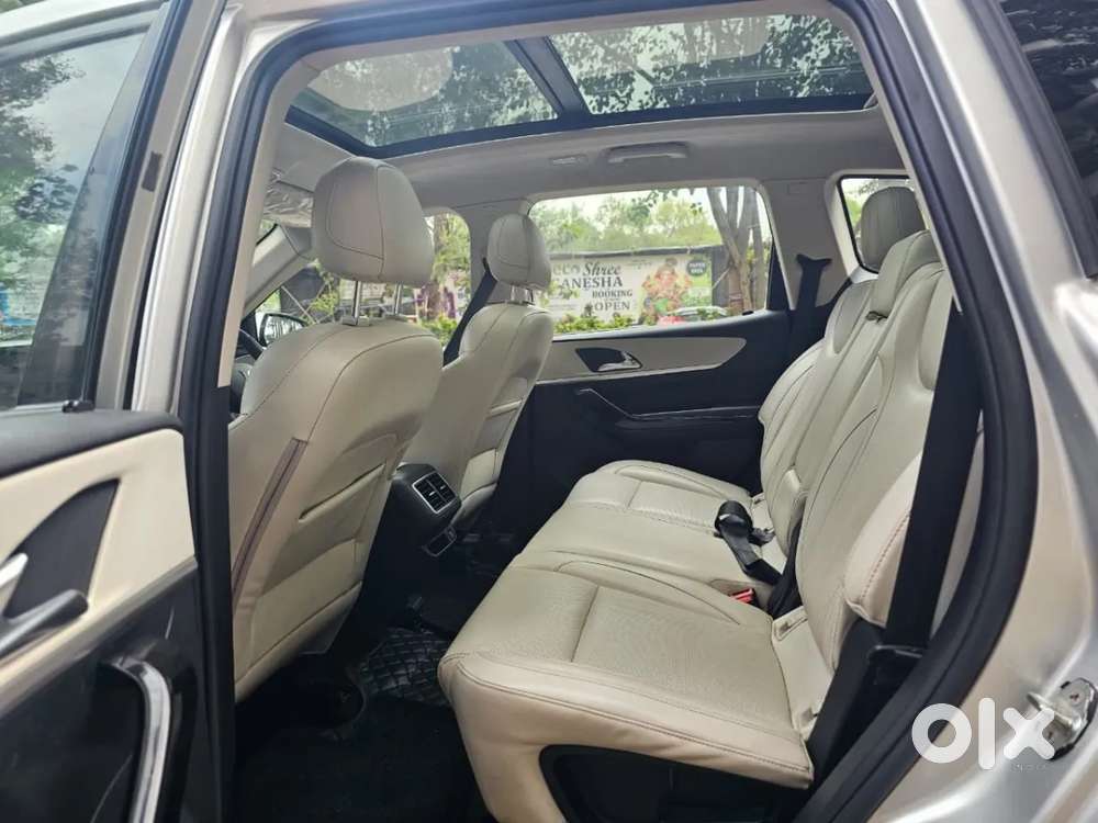 Mahindra Xuv700 2.2 Ax 7 Diesel At Luxury Pack Str, 2022, Diesel