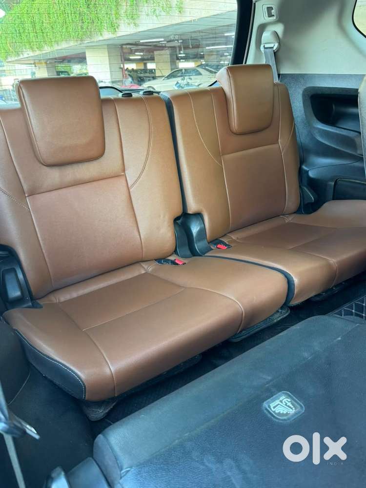 Toyota Innova Crysta 2.8z Automatic, 2016, Diesel