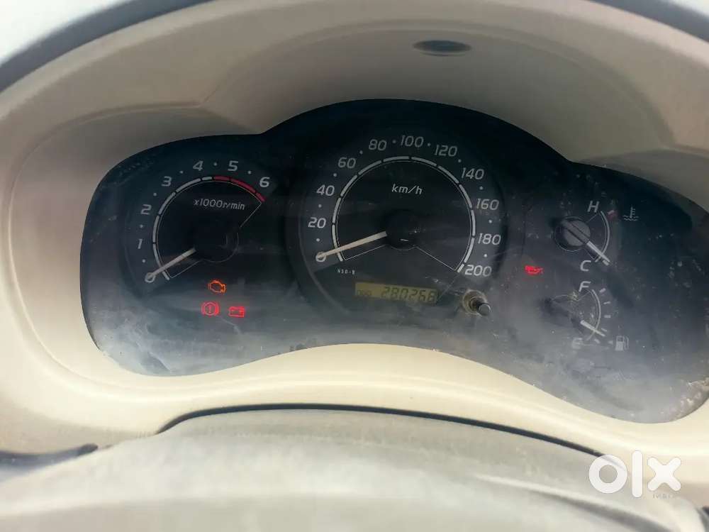Toyota Innova 2011 Diesel 280000 Km