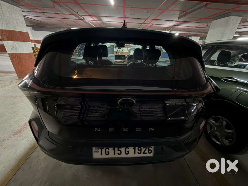 Tata Nexon Petrol 2025 With Sunroof - As Good As New