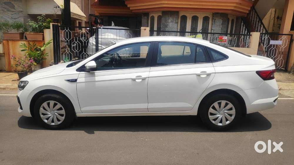 Skoda Slavia 1.0 Active Tsi, 2022, Petrol